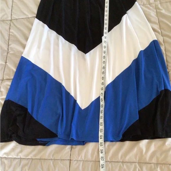 Studio One New York Sleeveless Maxi Dress - Picture 10 of 12